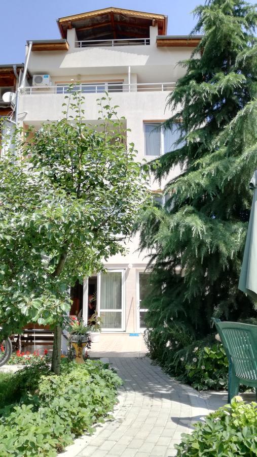Veda Guest House Pomorie Exterior foto